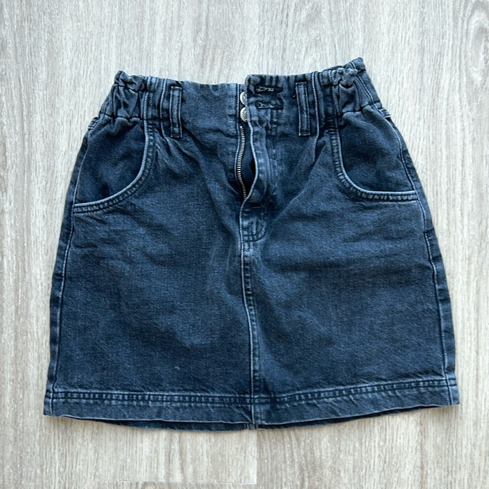 Topshop Black Denim Miniskirt Size 4